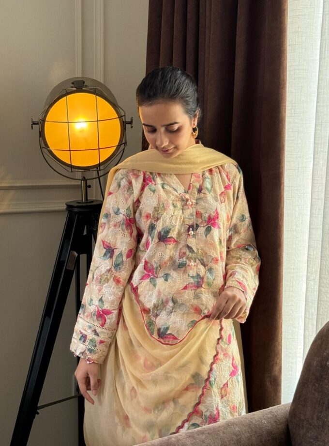 3 PIECE CHICKEN KARI SUIT