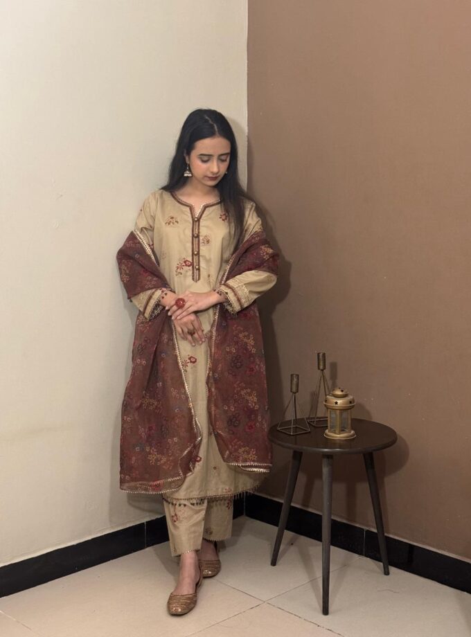 3 PIECE LAWN SUIT | ORGANZA DUPATTA