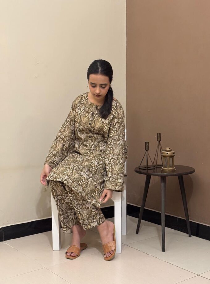 2 PIECE PRINTED LAWN SUIT